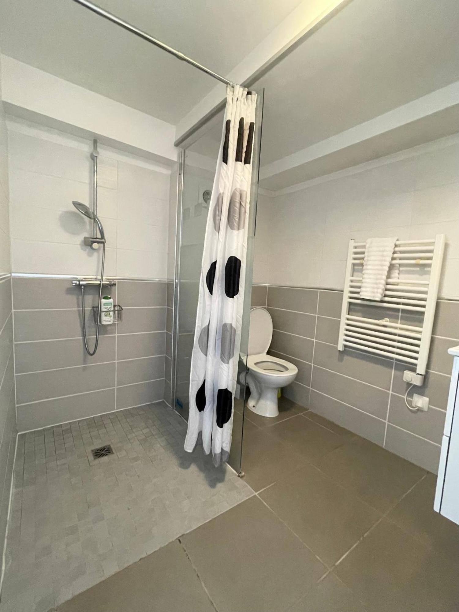 Tours, Touraine Et Chateaux De La Loire Apartment *